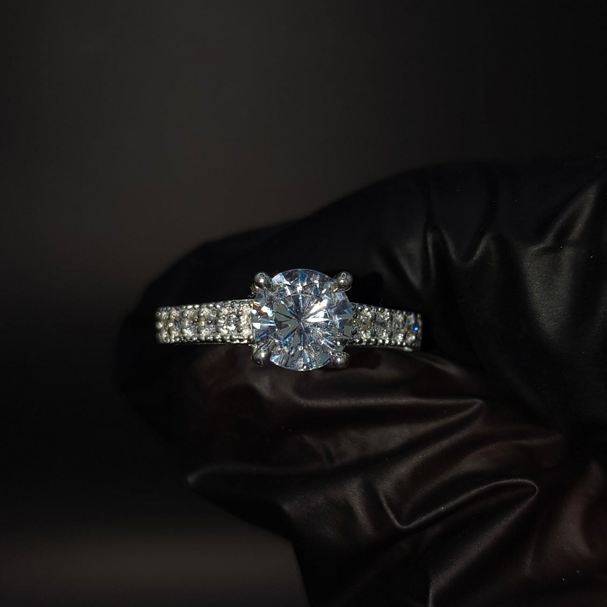 Anillo Promesa CZ Blanca Plata