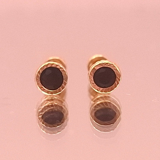 Aretes tipo stud diamante negro CZ oro 10k