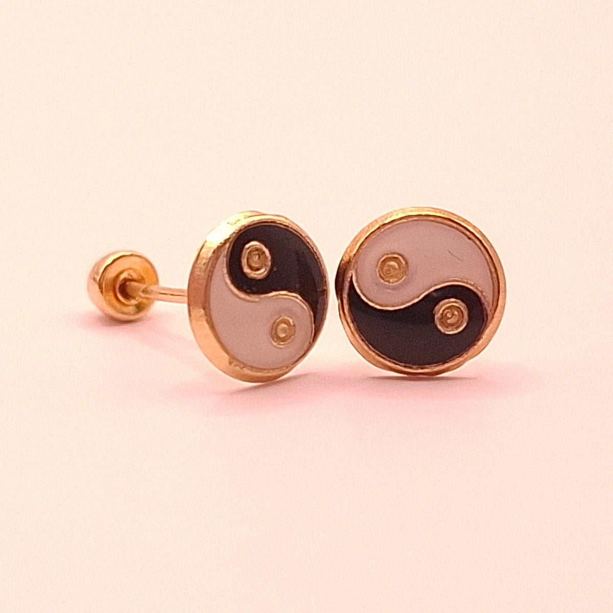 Aretes Yin Yang Oro 10k