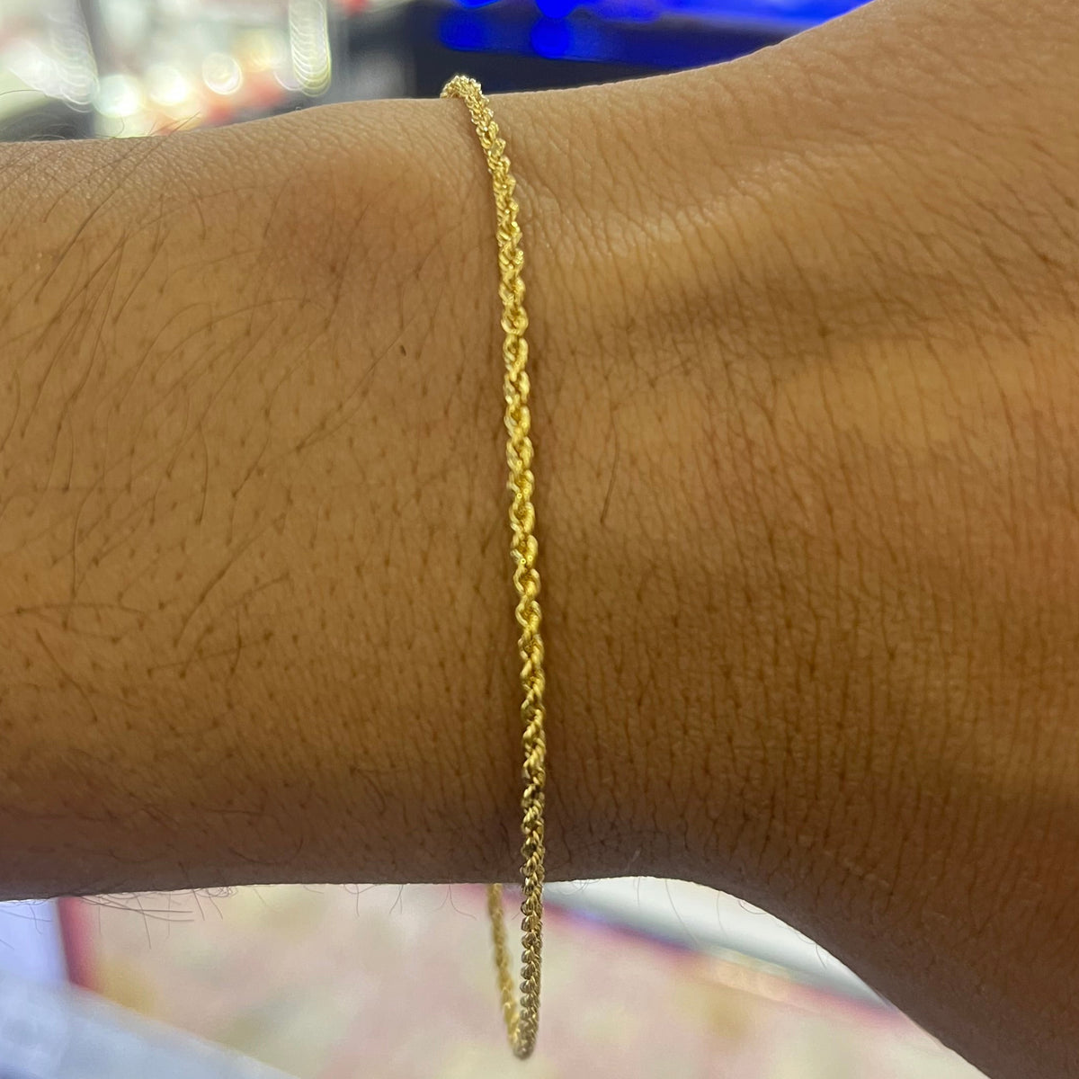 Pulsera Torsal Oro sólido 10k