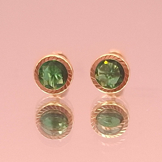 Aretes Verde Esmeralda CZ  Oro 10k