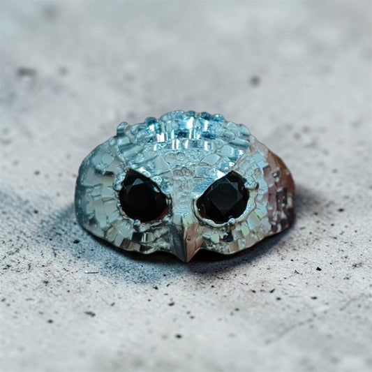 Anillo Búho Negro — Plata S.925 con Circonia Suiza corte Diamante Oscuro | Fuerza y Misterio