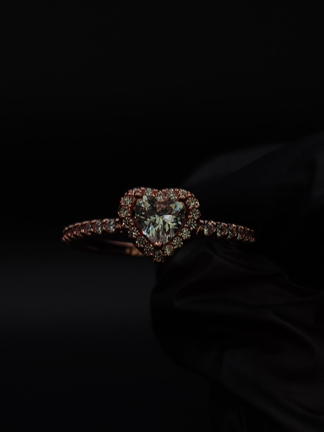 Anillo Corazón Promesa CZ Blanca Plata Bermeil